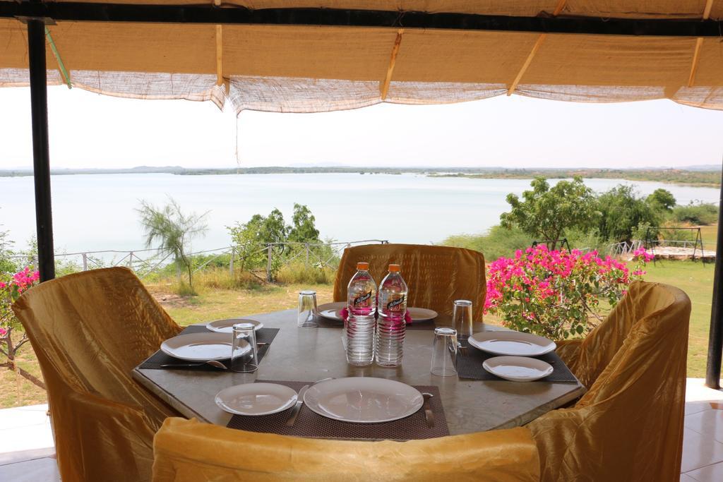 Kutch Safari Lodge Бгудж Екстер'єр фото